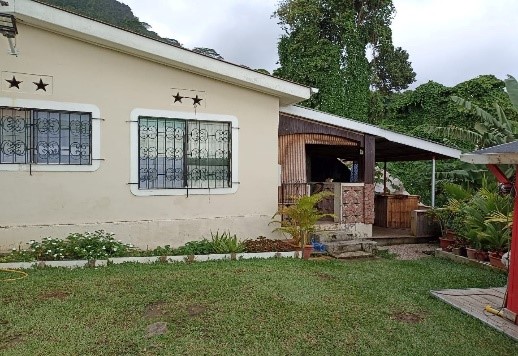 Land with a house in Mahe, Seychelles